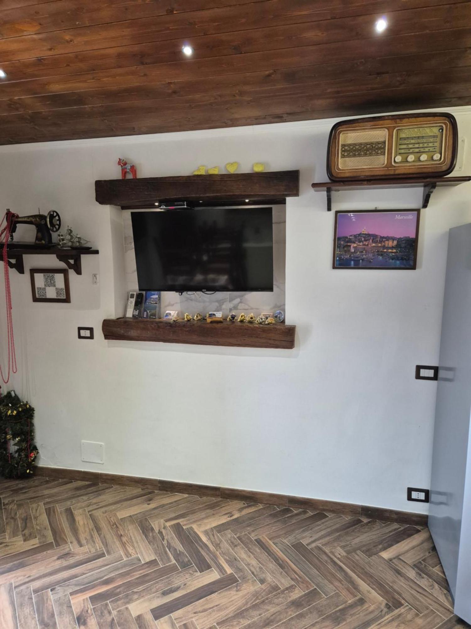Villa Fiore - Piscina E Idromassaggio Itri Kültér fotó